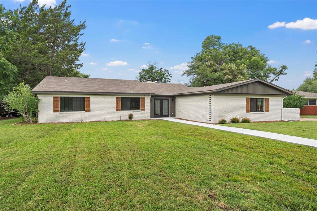 Woodway, TX 76712,656 Falcon Drive
