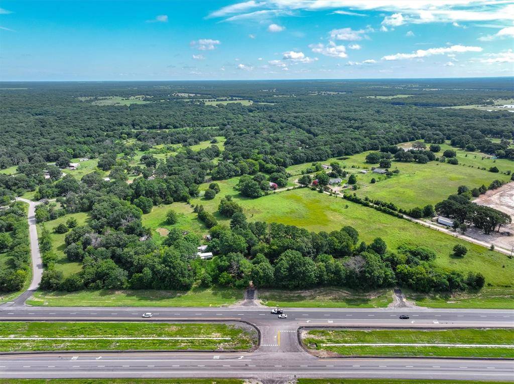 Kemp, TX 75143,15581 E Highway 175