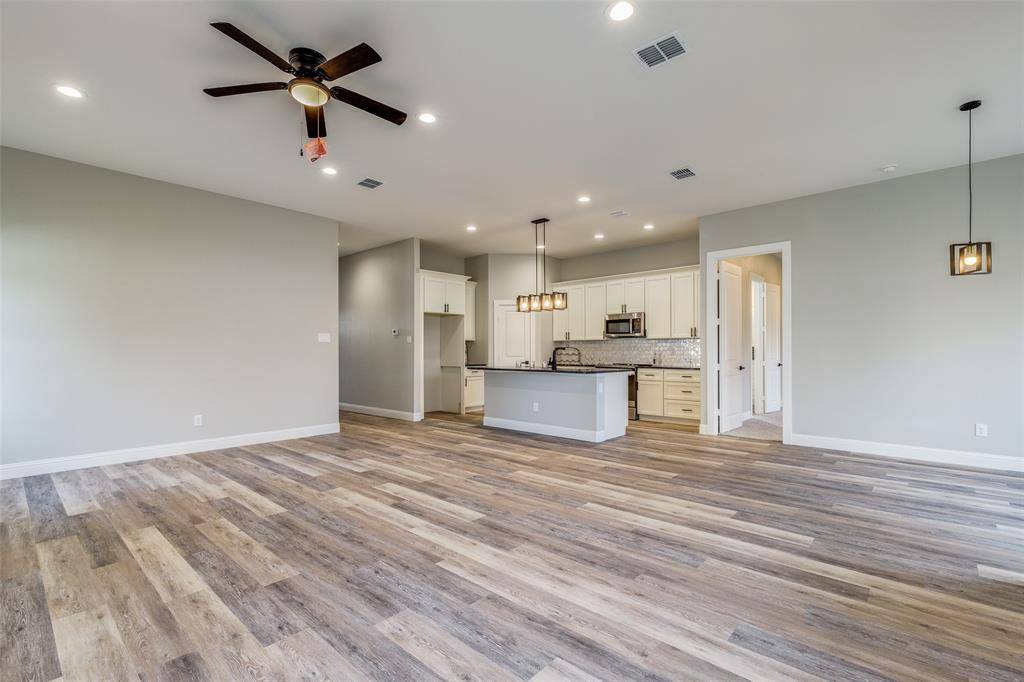 Dallas, TX 75217,8219 Elam Road