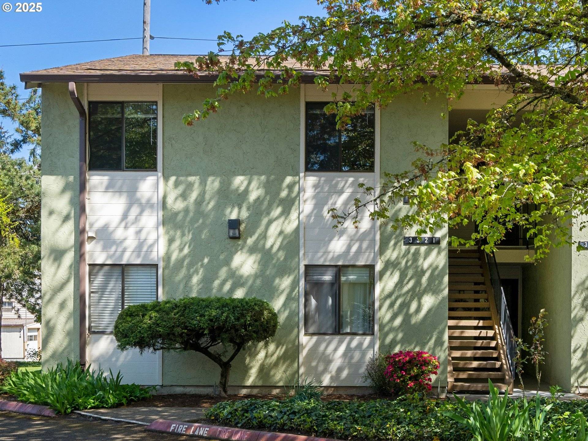 Portland, OR 97230,3329 NE 162ND AVE