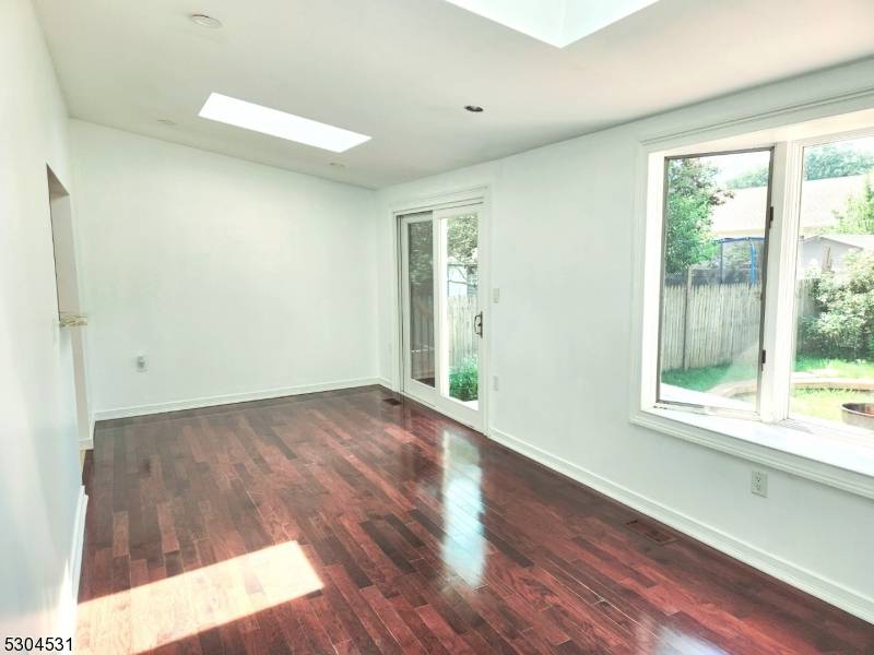 Linden City, NJ 07036,340 Livingston Rd