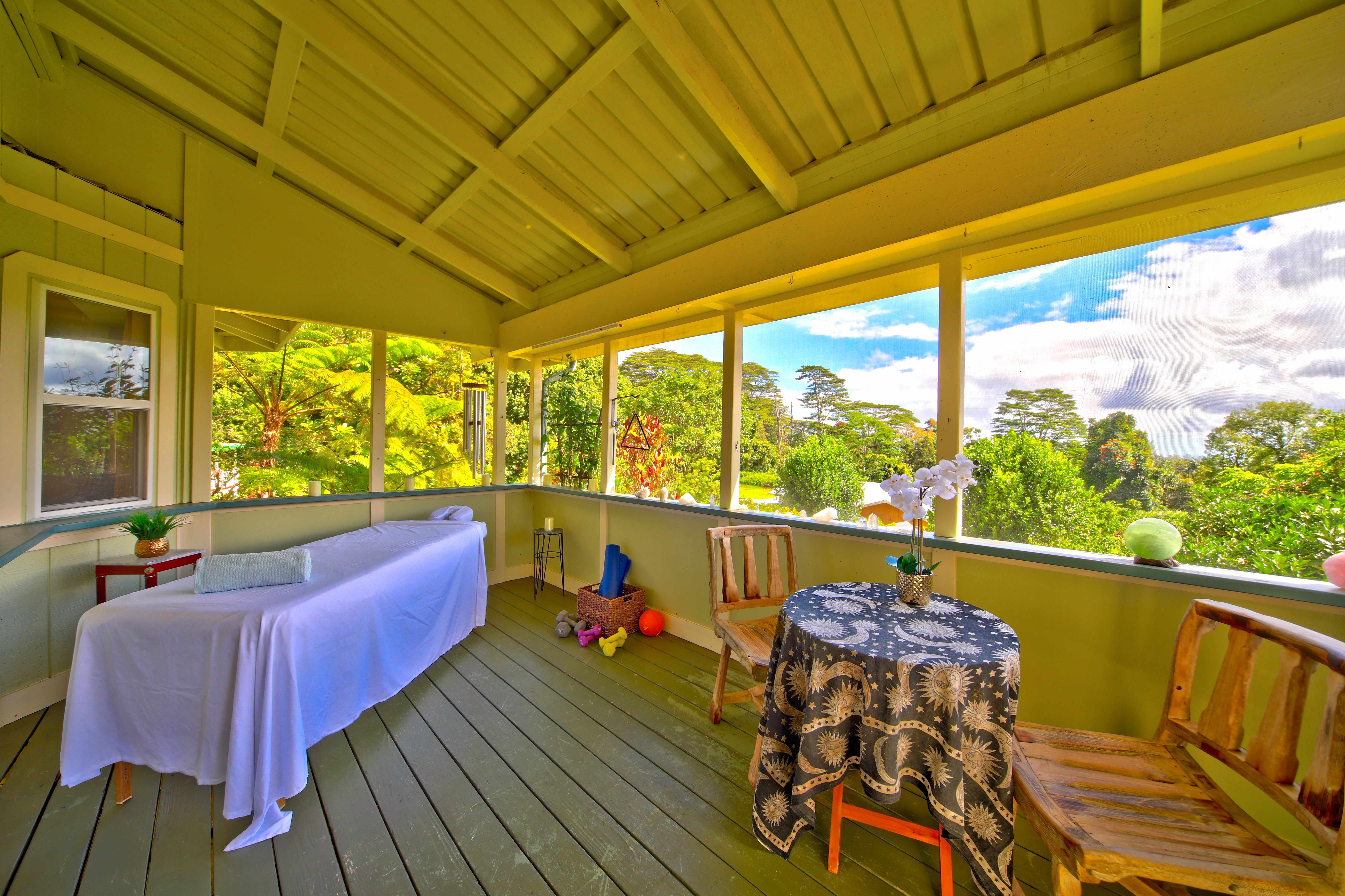 Hilo, HI 96720,564 HOAKA RD
