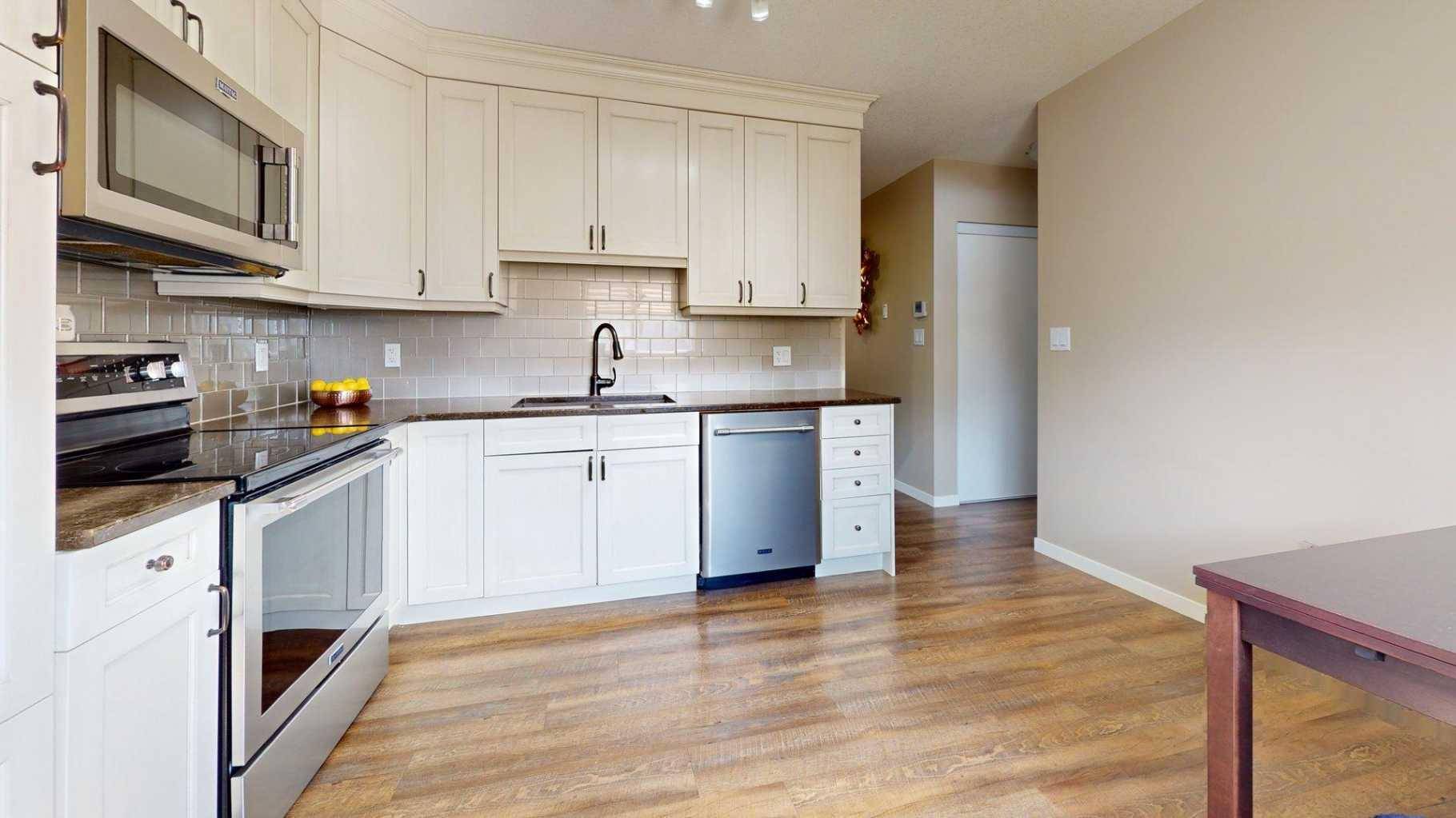 Fort Mcmurray, AB T9H 3R5,711 Beacon Hill DR #44