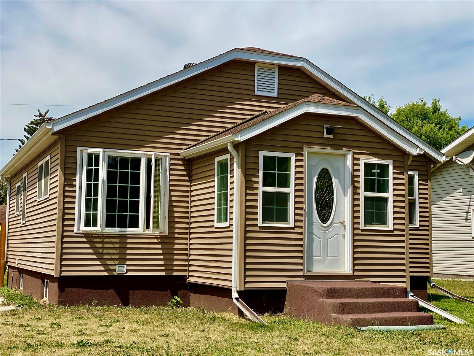 Carnduff, SK S0C 0S0,120 3rd STREET W