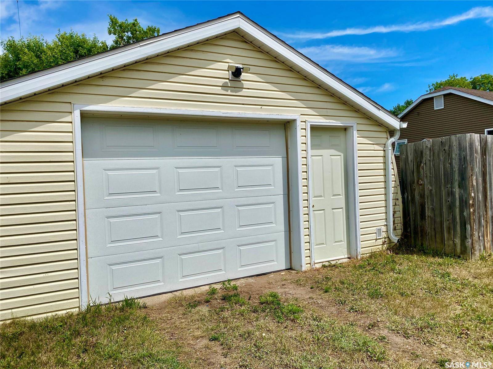 Carnduff, SK S0C 0S0,120 3rd STREET W