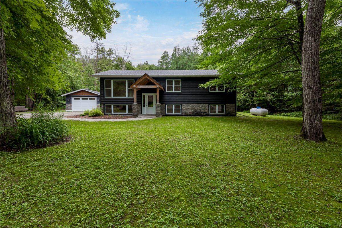 Huntsville, ON P0B 1L0,682 Stephenson Rd 2 RD E