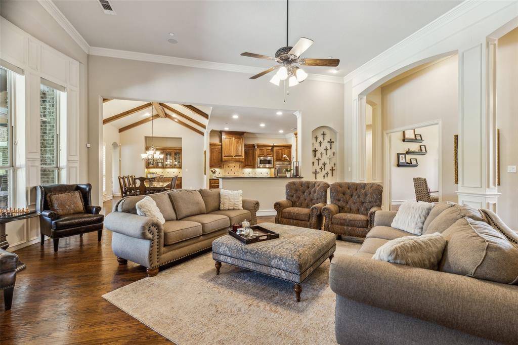 Sunnyvale, TX 75182,305 Crestfield Court