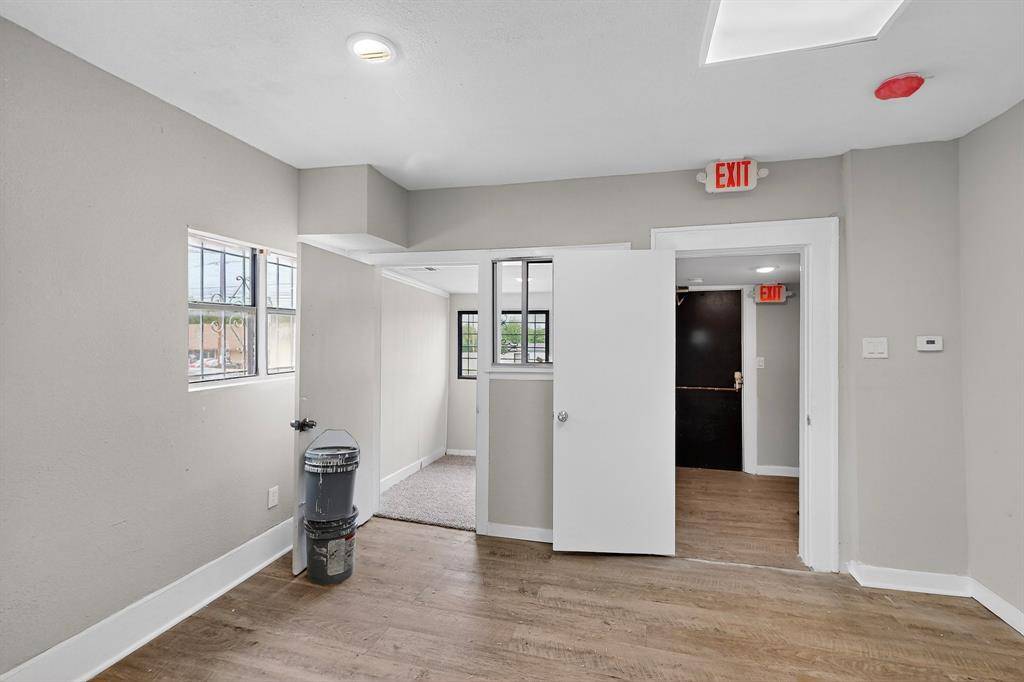 Dallas, TX 75216,3818 S Lancaster Road #150