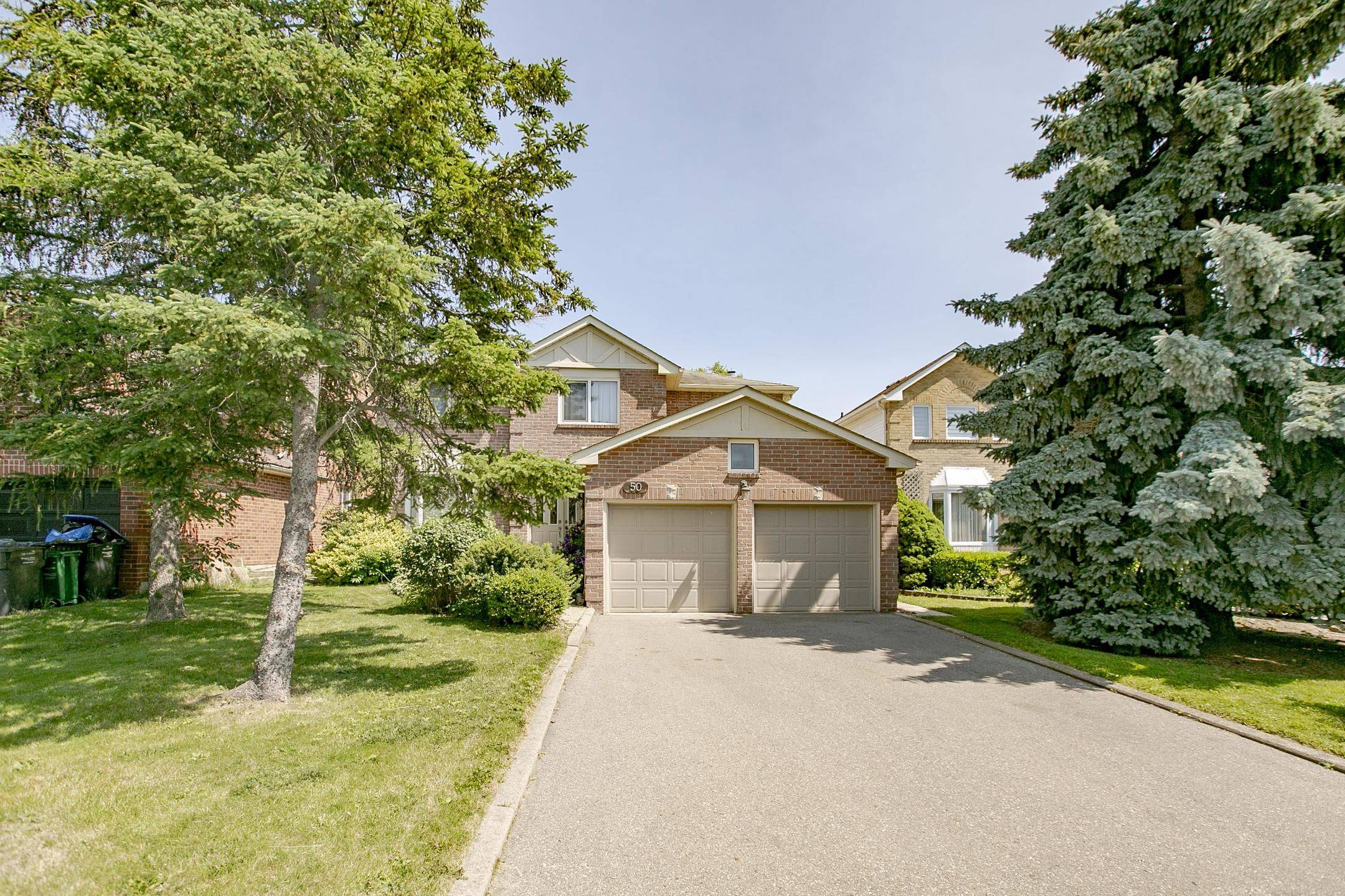 Brampton, ON L6Y 3K2,50 Lilly CRES