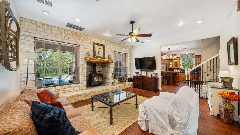 Scurry, TX 75158,1166 Winding Wood Trail