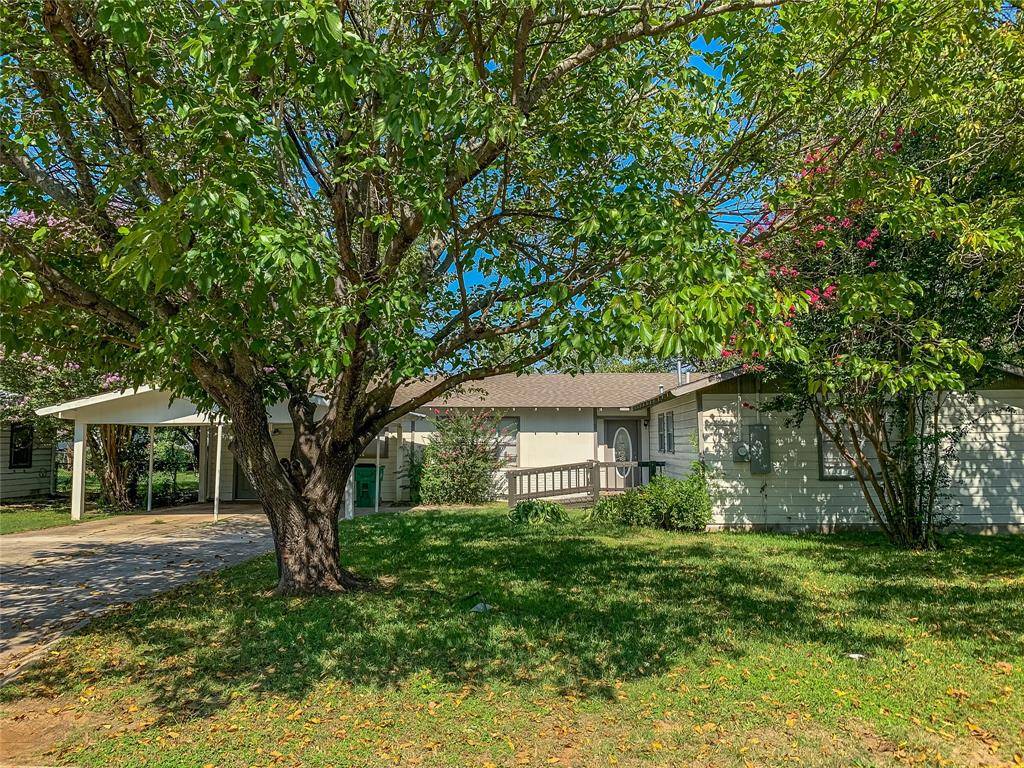 Stephenville, TX 76401,935 W Park Street