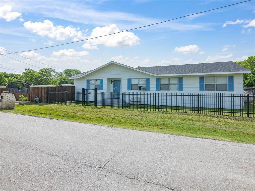 Ennis, TX 75119,707 Washington Street