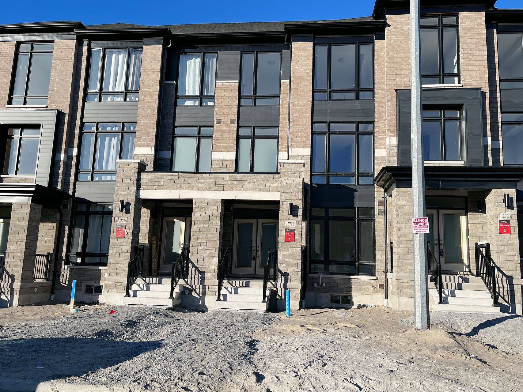 Pickering, ON L1X 0M2,2718 Peter Matthews DR