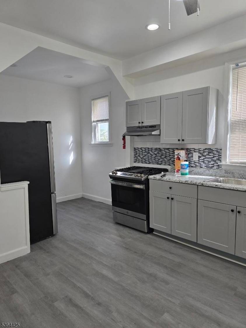 Newark City, NJ 07108,782 Bergen St #3