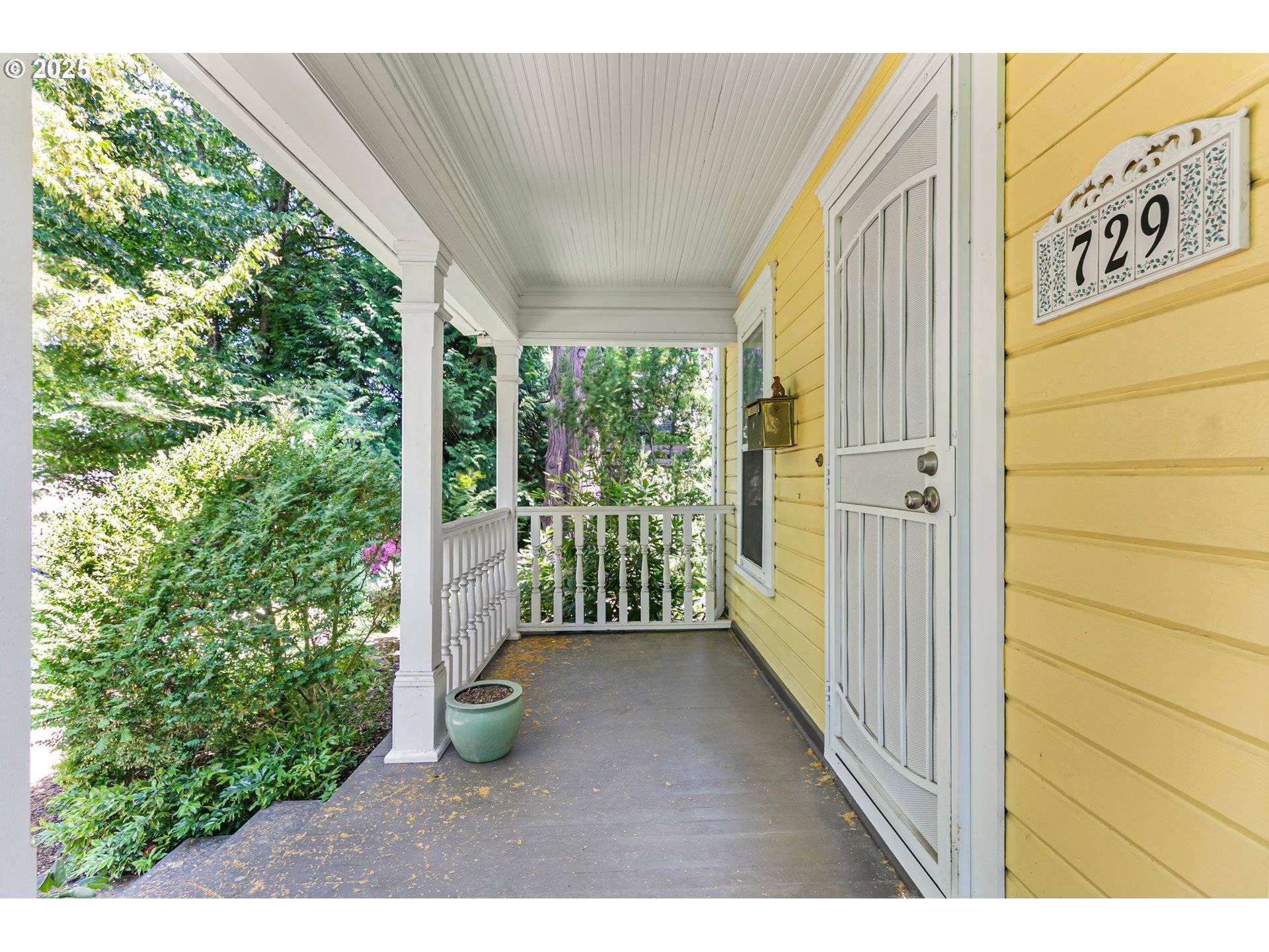 Springfield, OR 97477,729 G ST