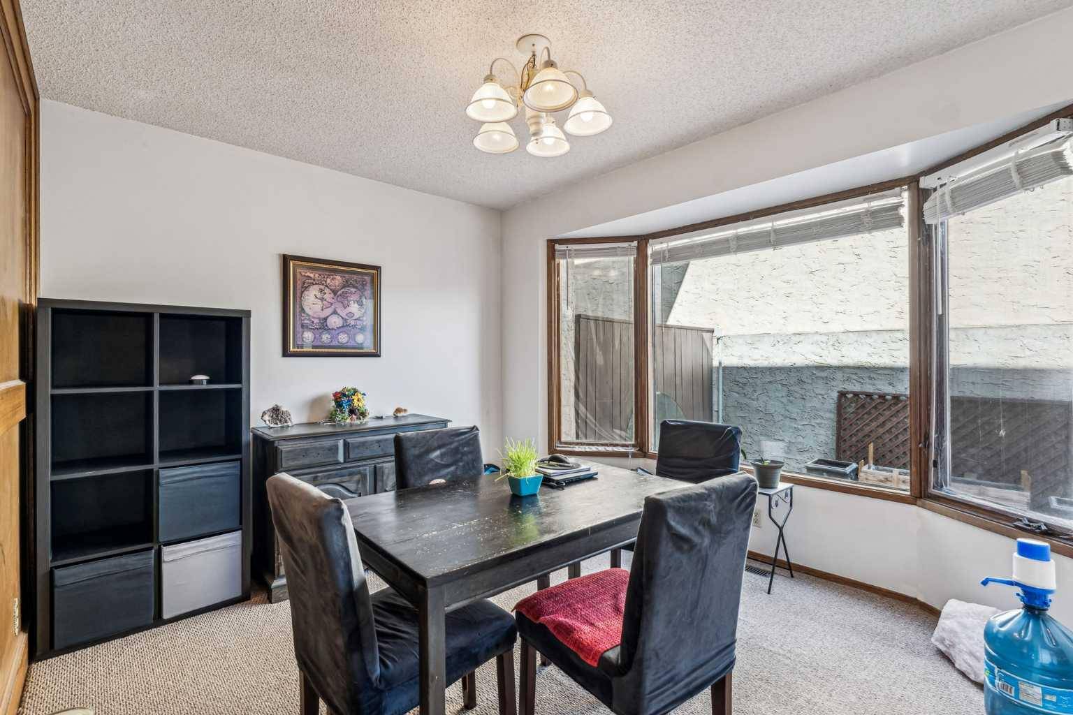 Calgary, AB t3a2w1,89 Edgehill DR NW