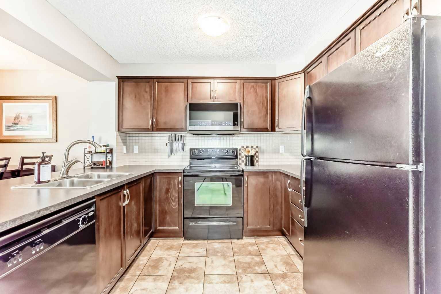 Airdrie, AB T4B0N6,1421 Windstone RD SW