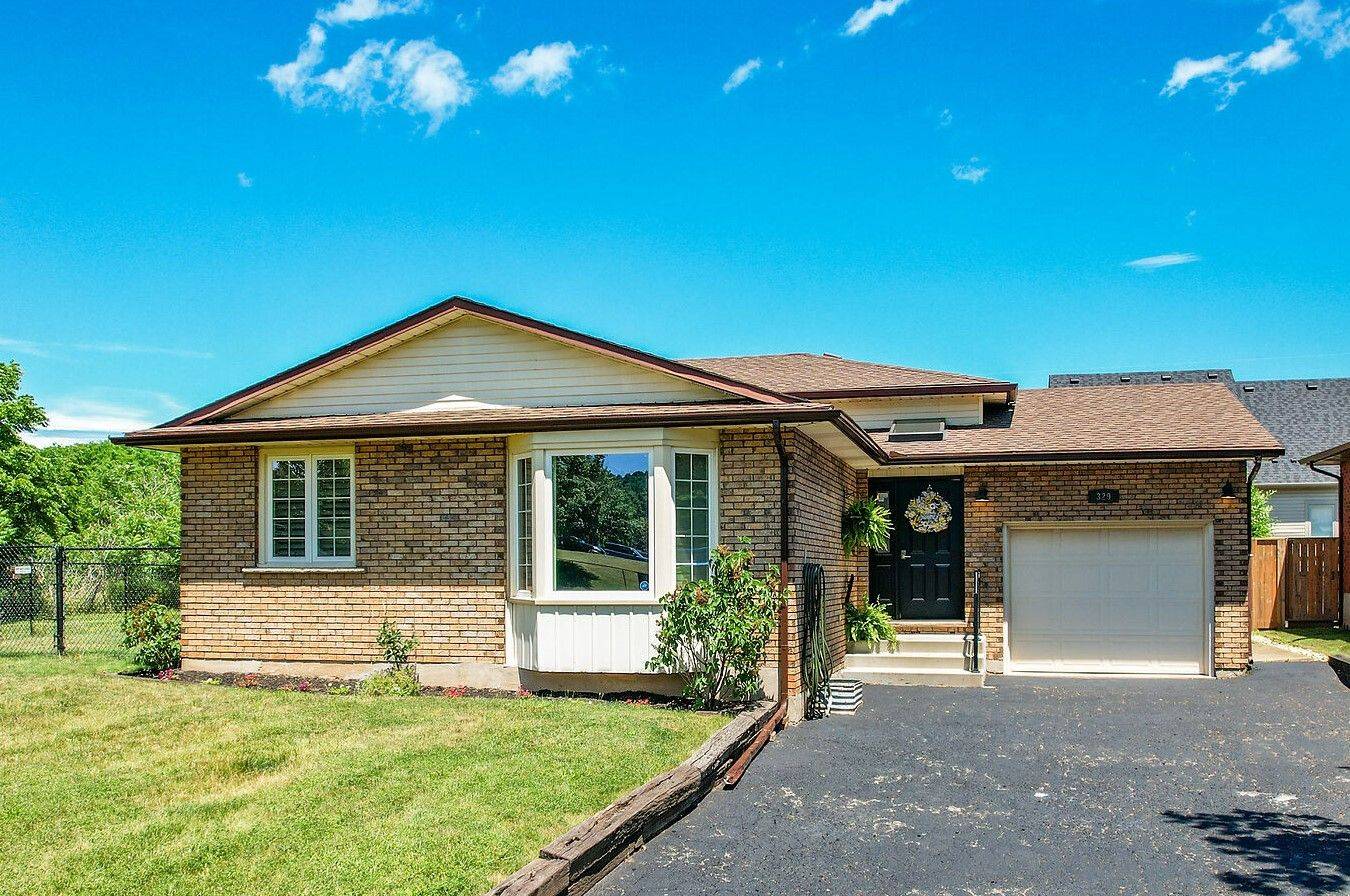 Grimsby, ON L3M 4V9,329 Central AVE
