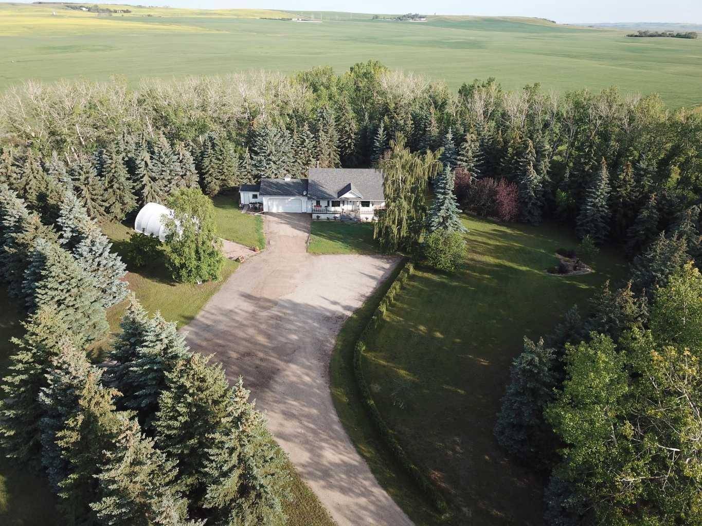 Rural Kneehill County, AB T0M 2C0,335016 Hi Way 21