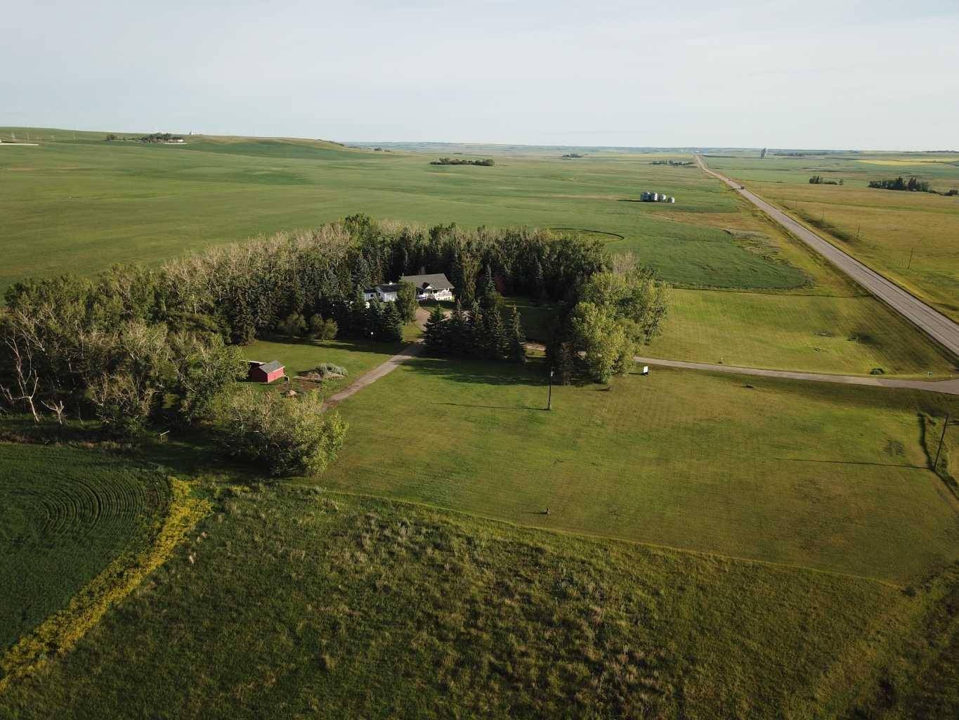 Rural Kneehill County, AB T0M 2C0,335016 Hi Way 21