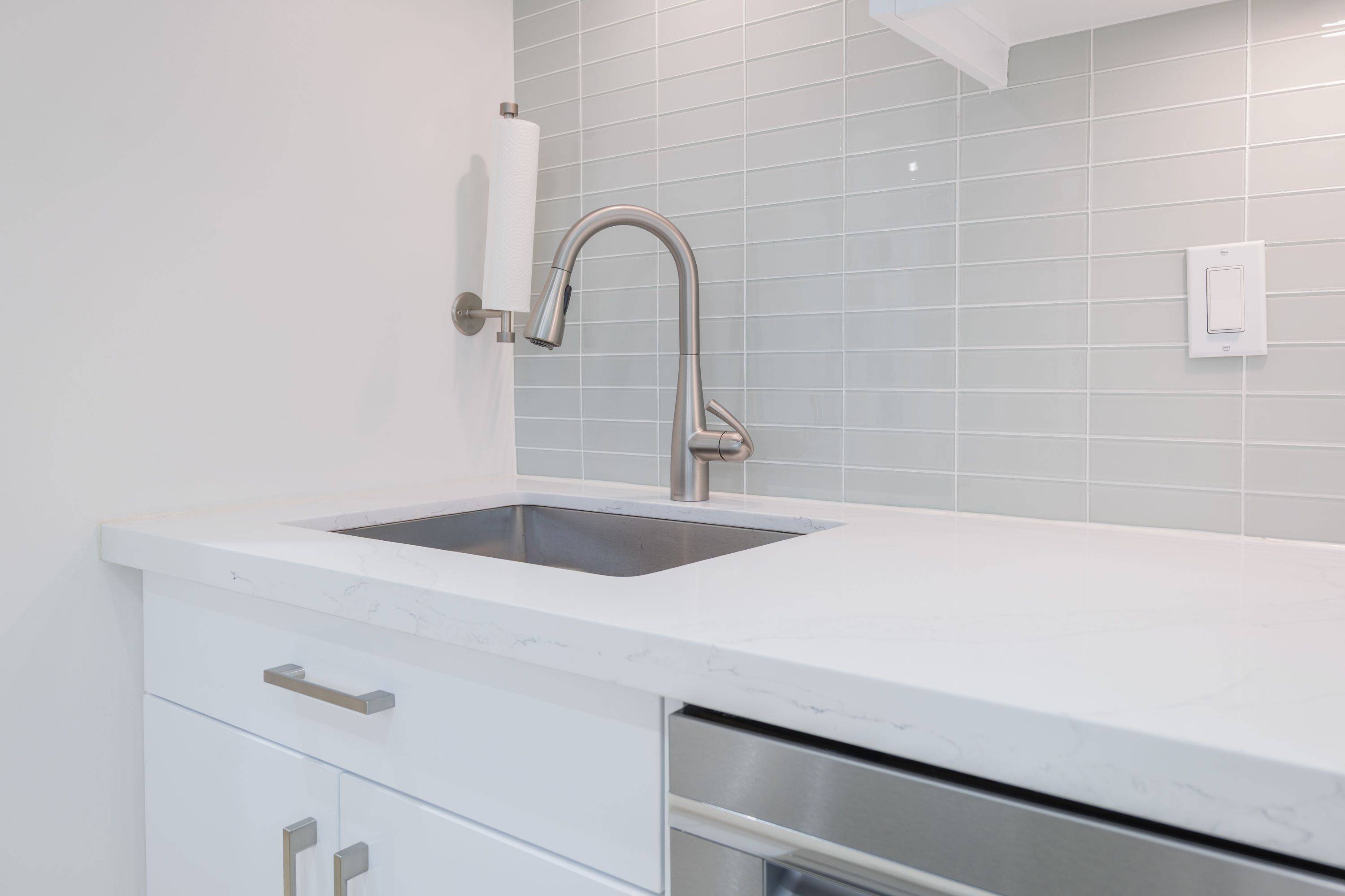 Toronto C14, ON M2N 6W1,238 Doris AVE #109
