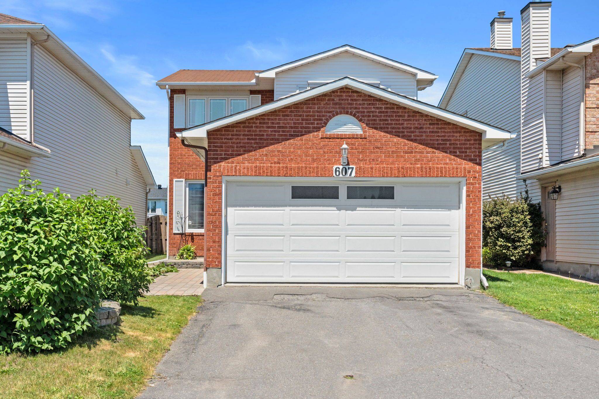 Orleans - Cumberland And Area, ON K4A 3H5,607 Tourelle DR