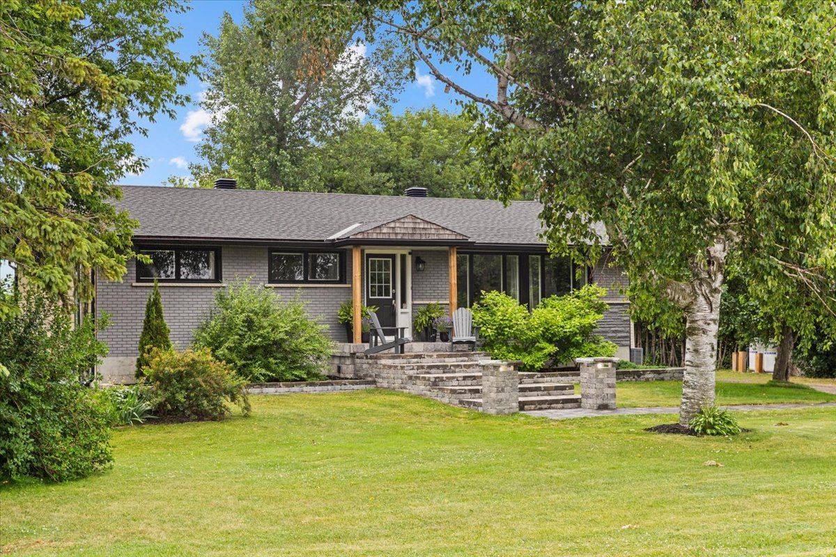 Stittsville - Munster - Richmond, ON K0A 2Z0,6349 Garvin RD
