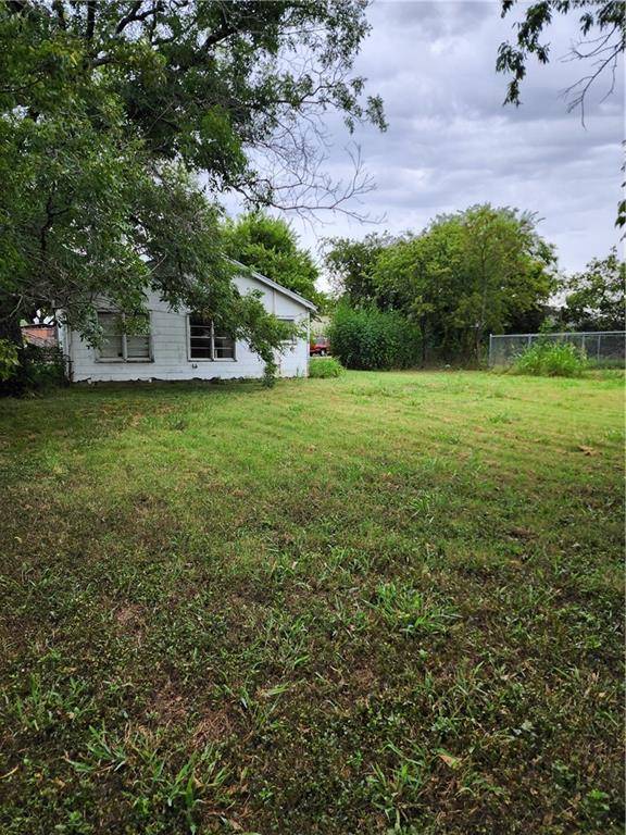 Elm Mott, TX 76640,107 Mott Street