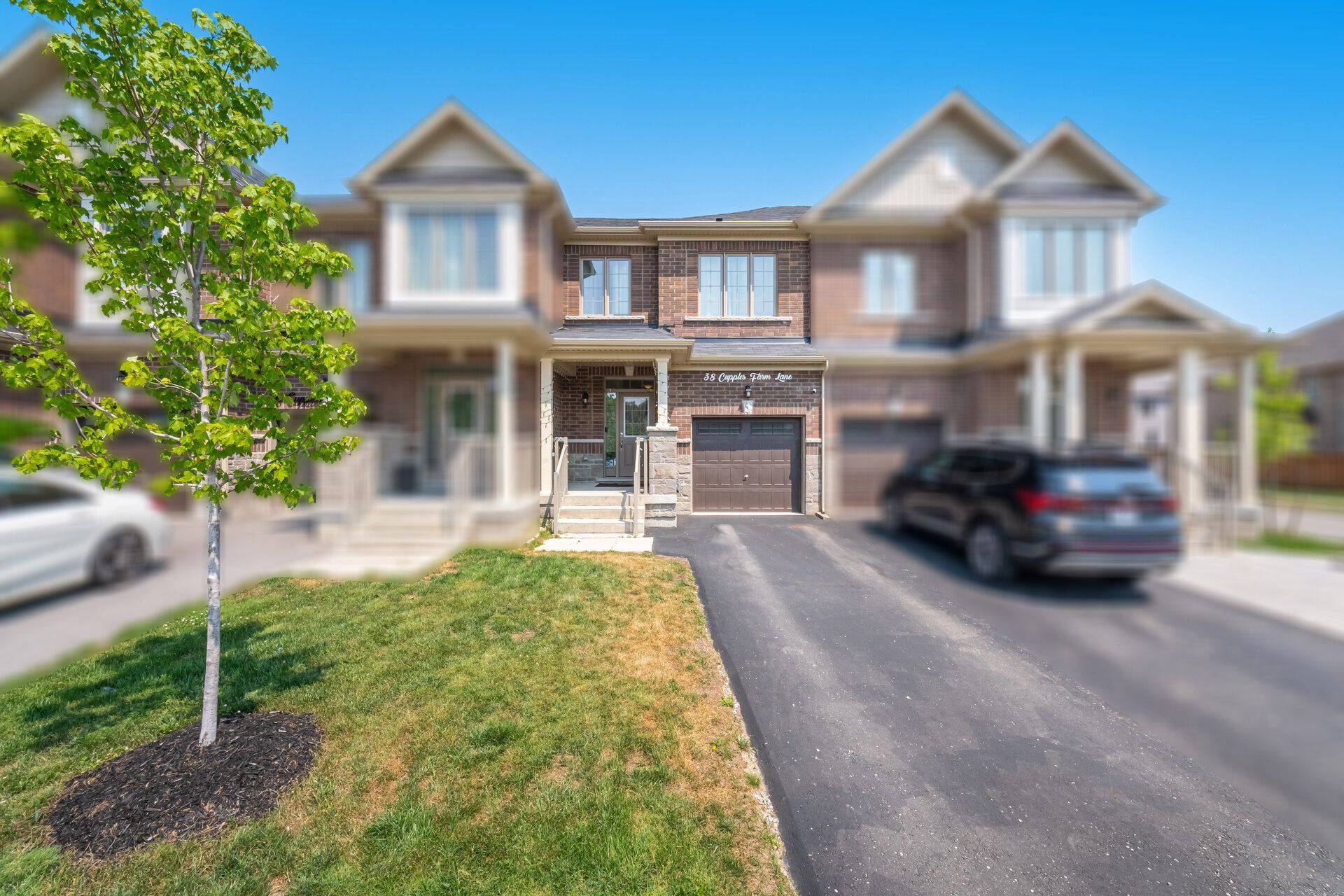 East Gwillimbury, ON L0G 1M0,38 Cupples Farm LN