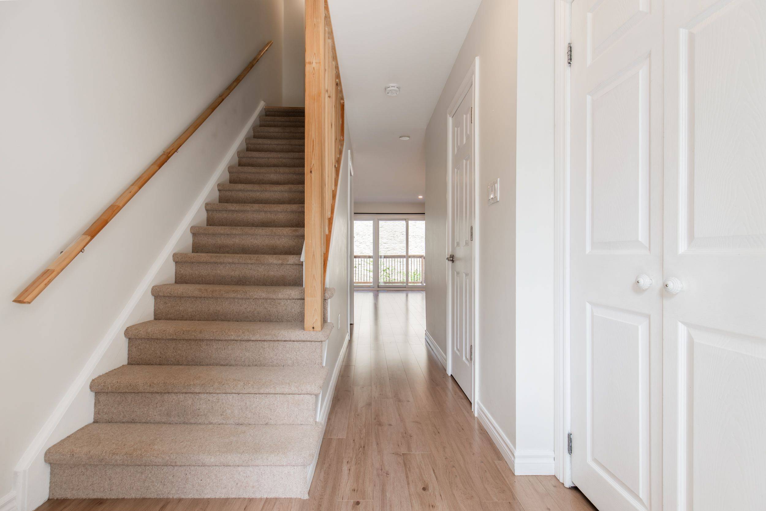 Burlington, ON L7L 4K3,580 Forestwood CRES #32