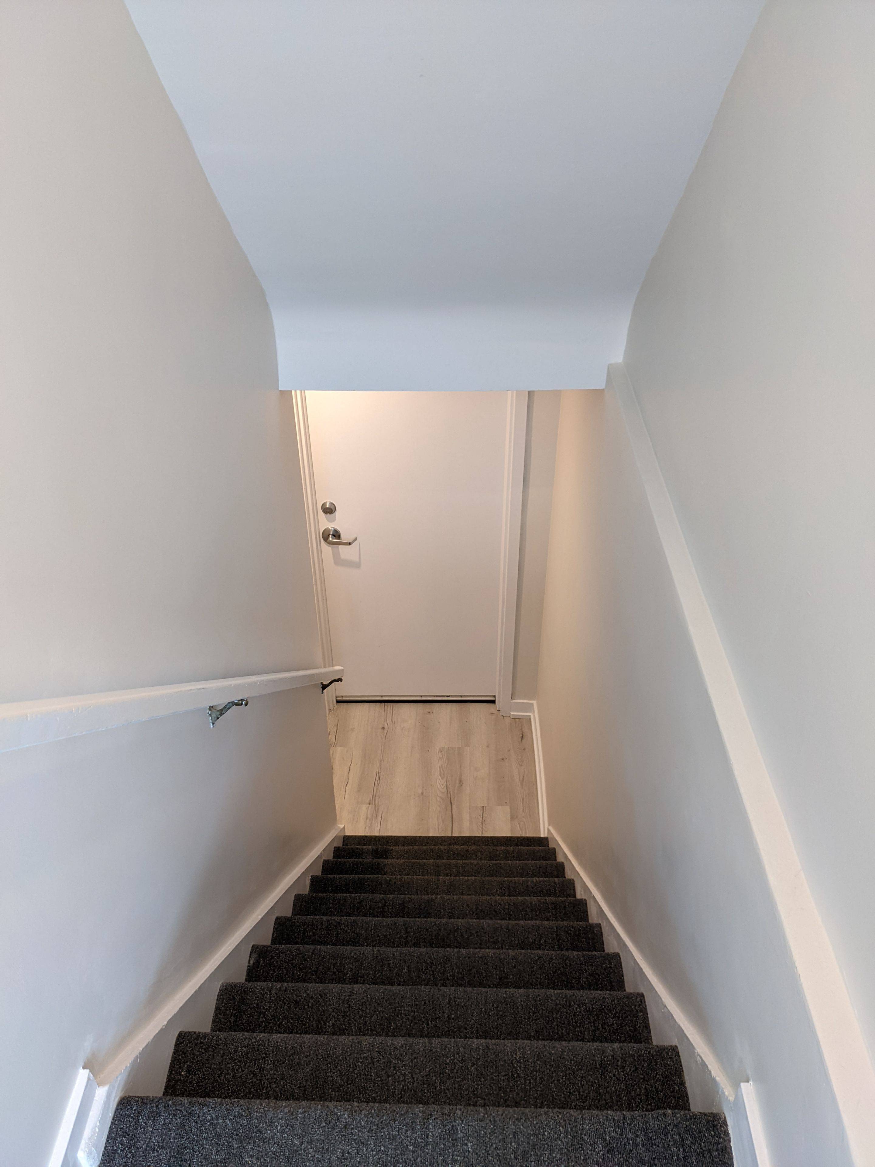 Glebe - Ottawa East And Area, ON K1S 2V1,63 Findlay AVE #B