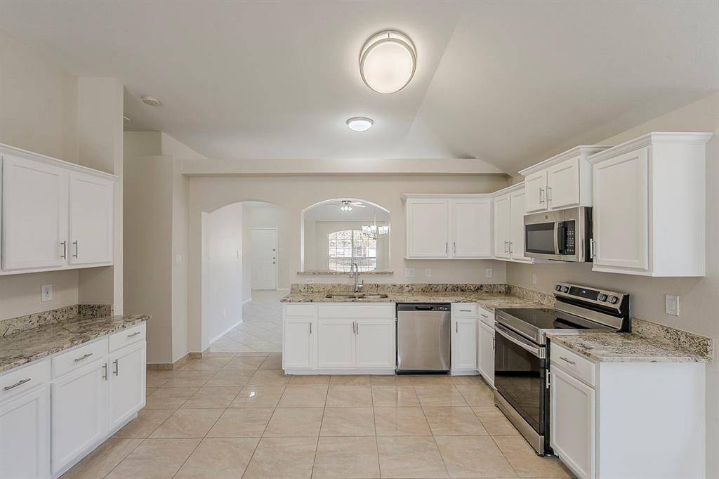 Saginaw, TX 76131,737 Cardinal Drive