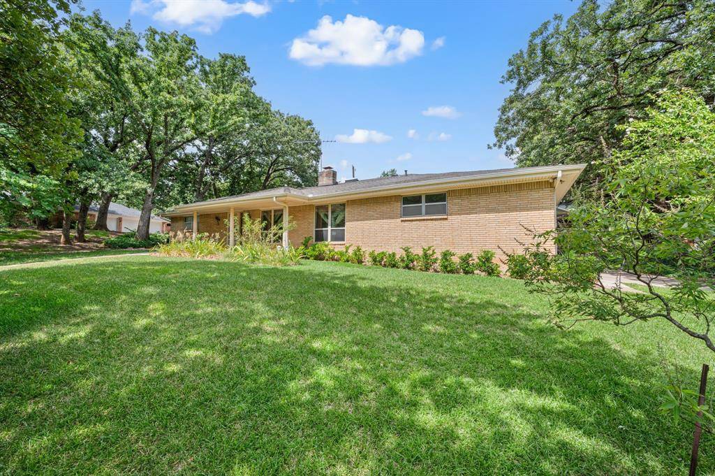 Euless, TX 76040,1306 Driftwood Drive