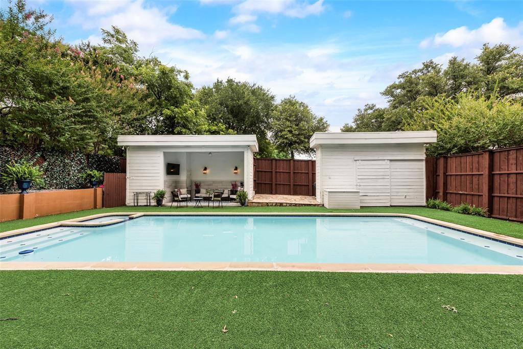 Dallas, TX 75243,9315 Moss Circle Drive