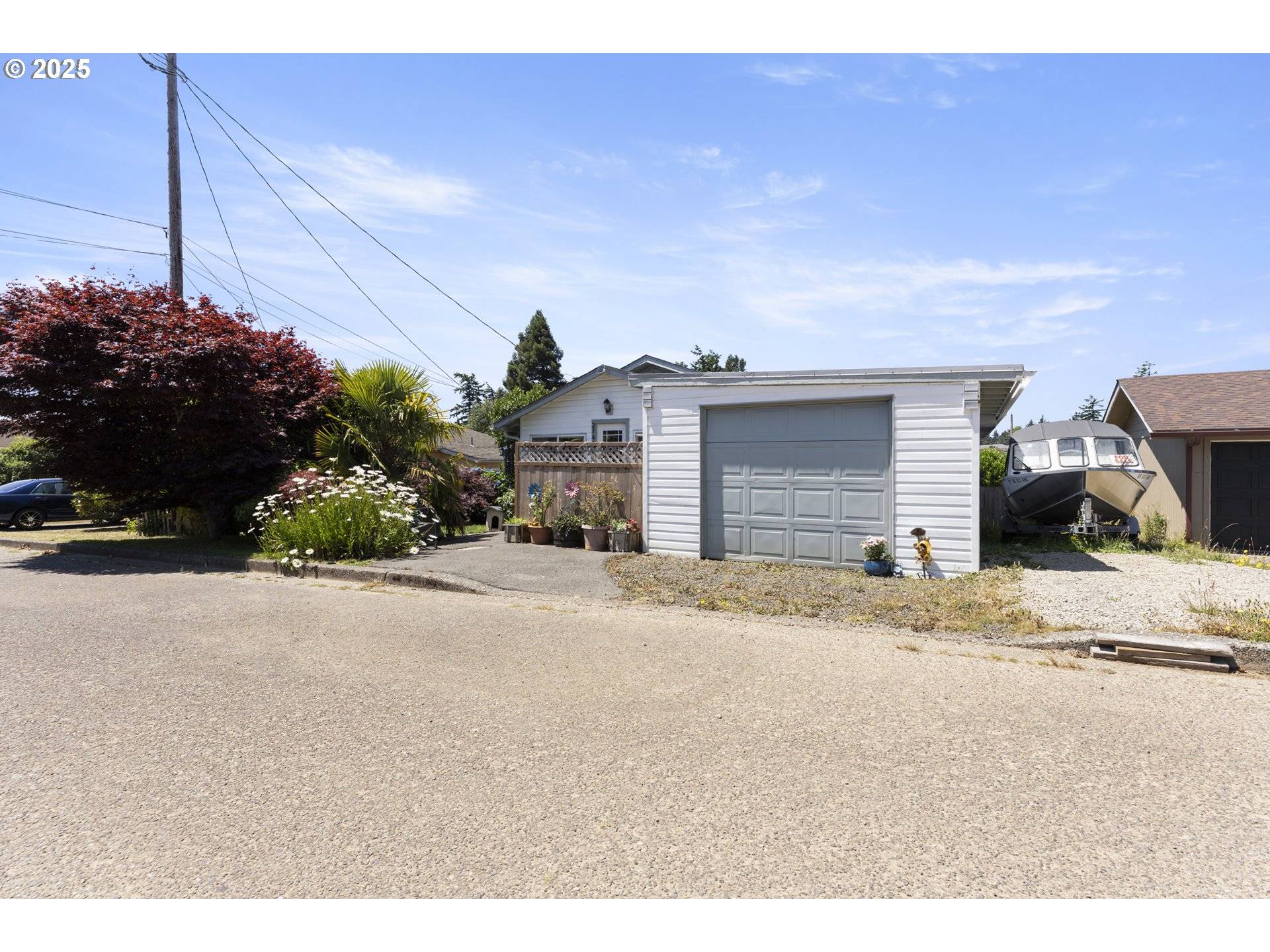 Coos Bay, OR 97420,2745 34TH ST