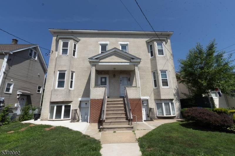 Roselle Park Boro, NJ 07204,337 W Clay Ave #2