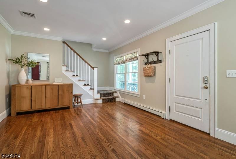 Allendale Boro, NJ 07401,55 Woodland Ave