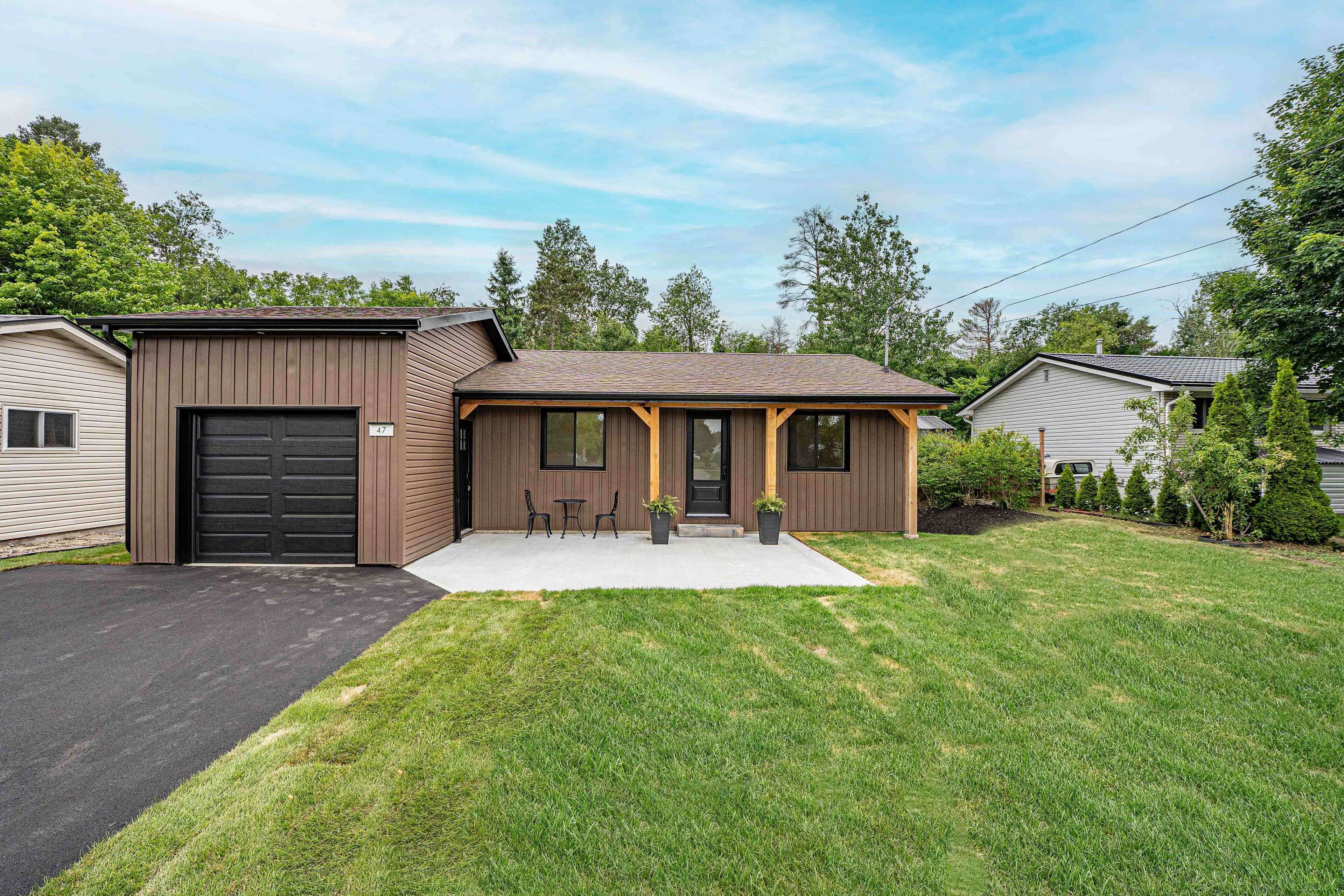 Essa, ON L0M 1B0,47 Sandsprings CRES