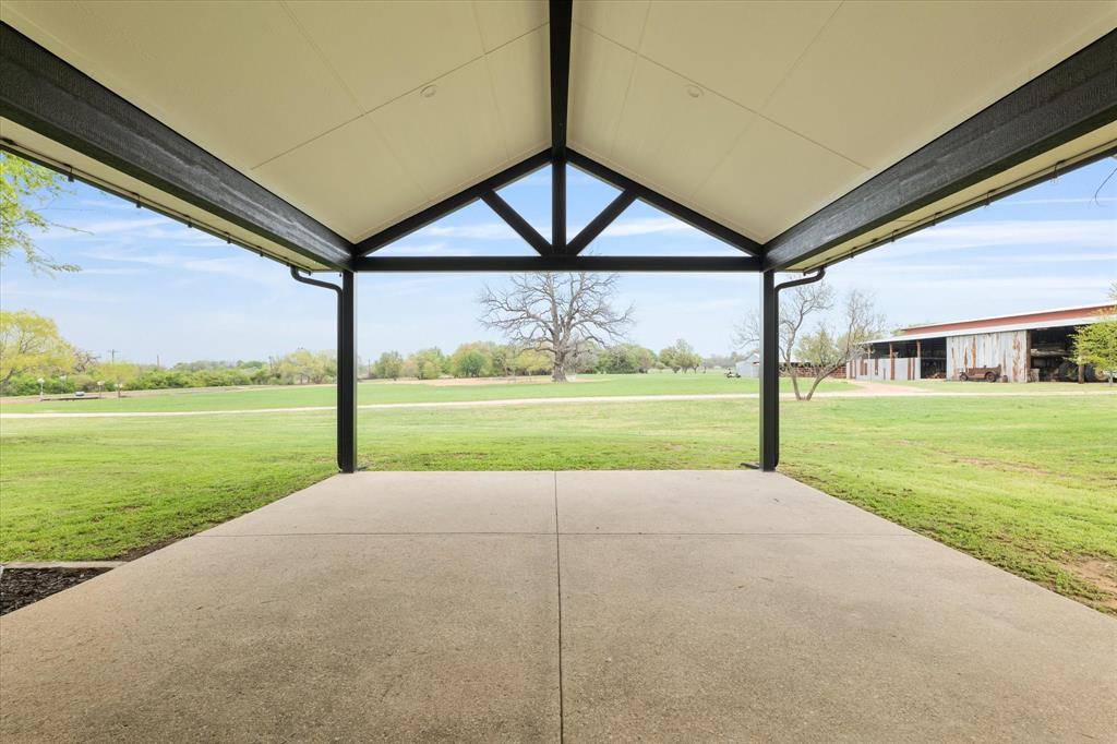 Aubrey, TX 76227,5480 New Hope Road