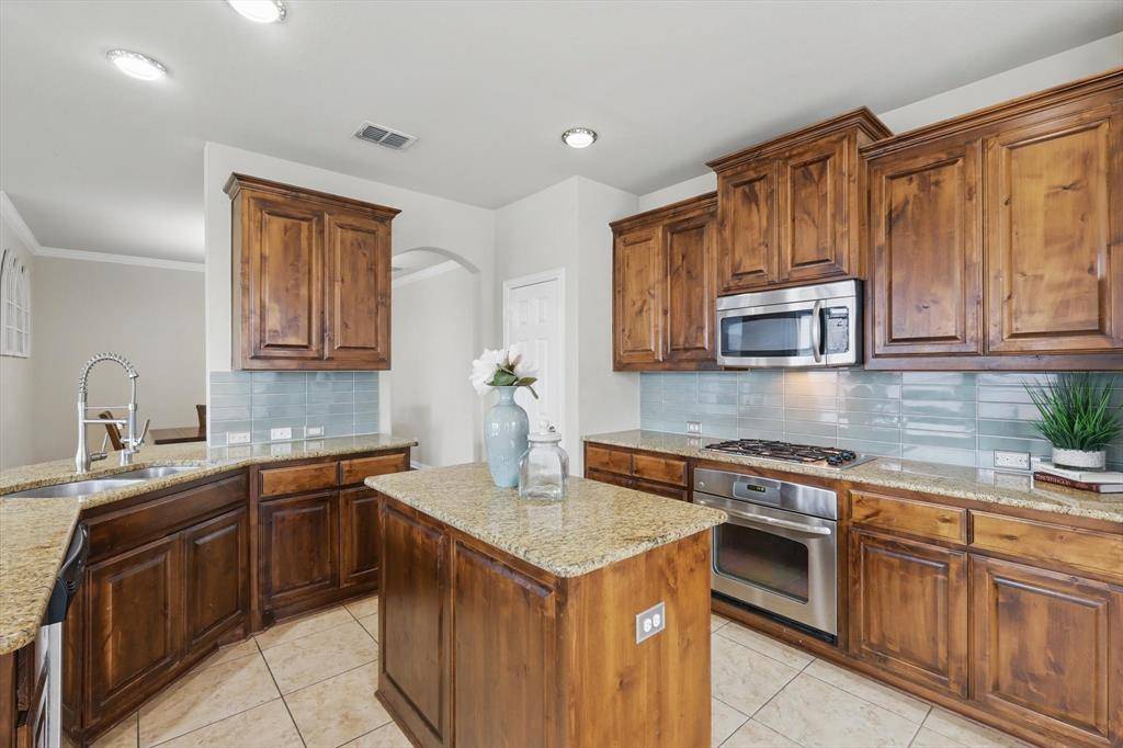 Fort Worth, TX 76244,2932 Softwood Circle