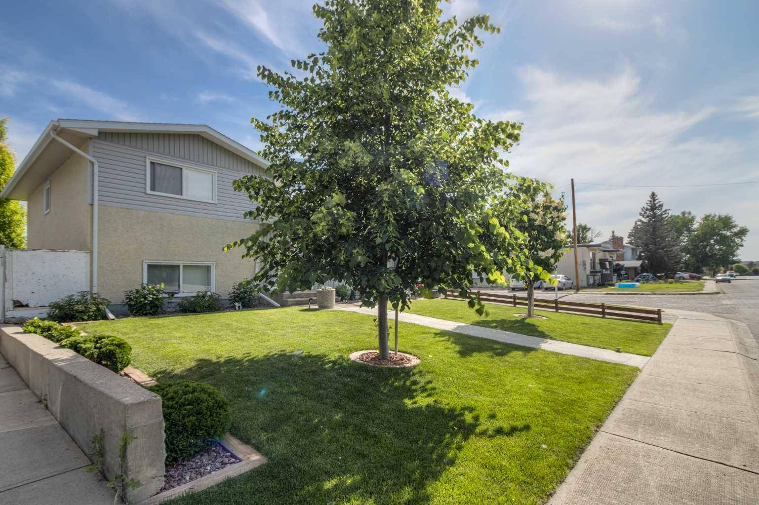 Coaldale, AB T1M1H4,2235 23 AVE