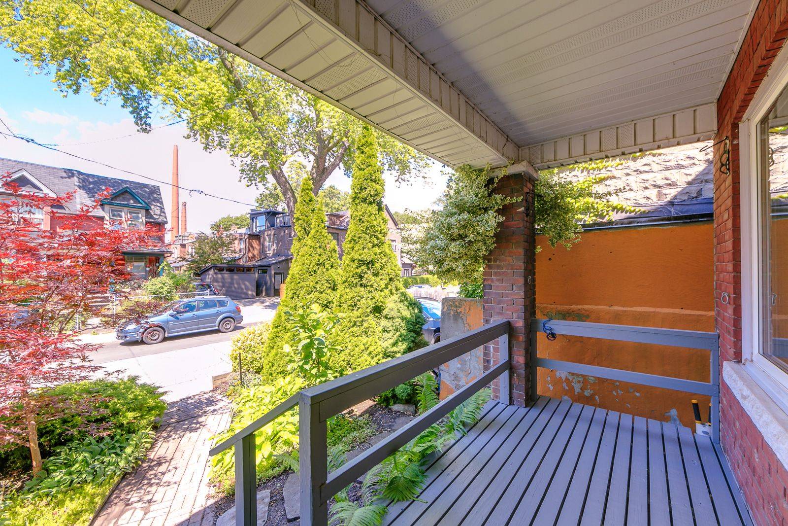 Toronto E01, ON M4M 2V1,251 Boston AVE