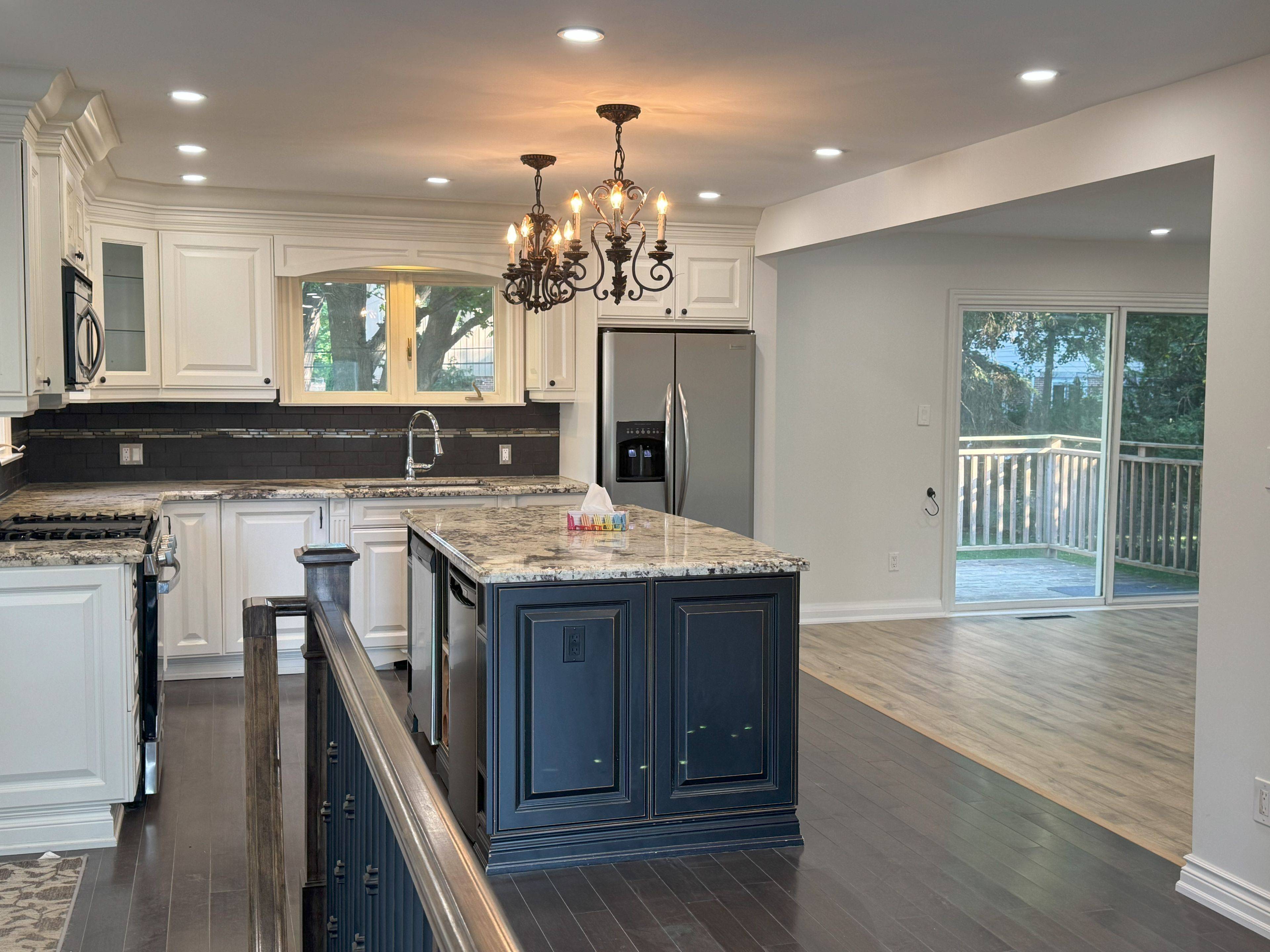 Newmarket, ON L3Y 1G7,132 Don Mor DR