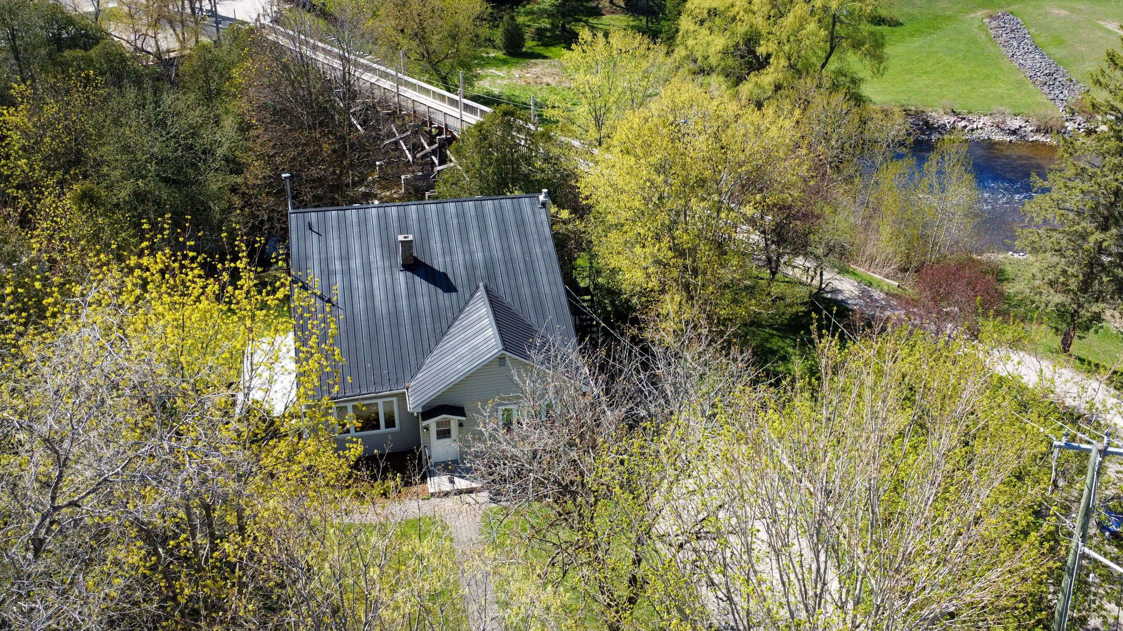 West Grey, ON N0G 1R0,244 Albert ST N