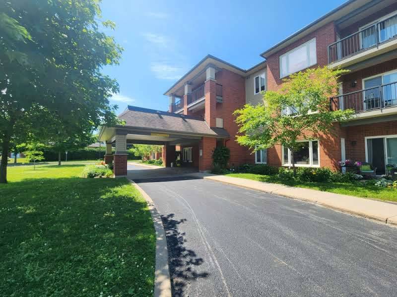Mississippi Mills, ON K0A 1A0,100 Jamieson ST #103