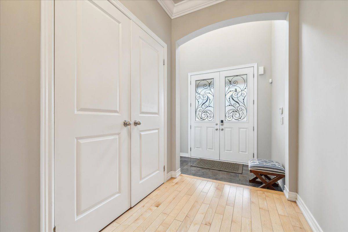 Hamilton, ON L9K 0H3,46 Woodhouse ST