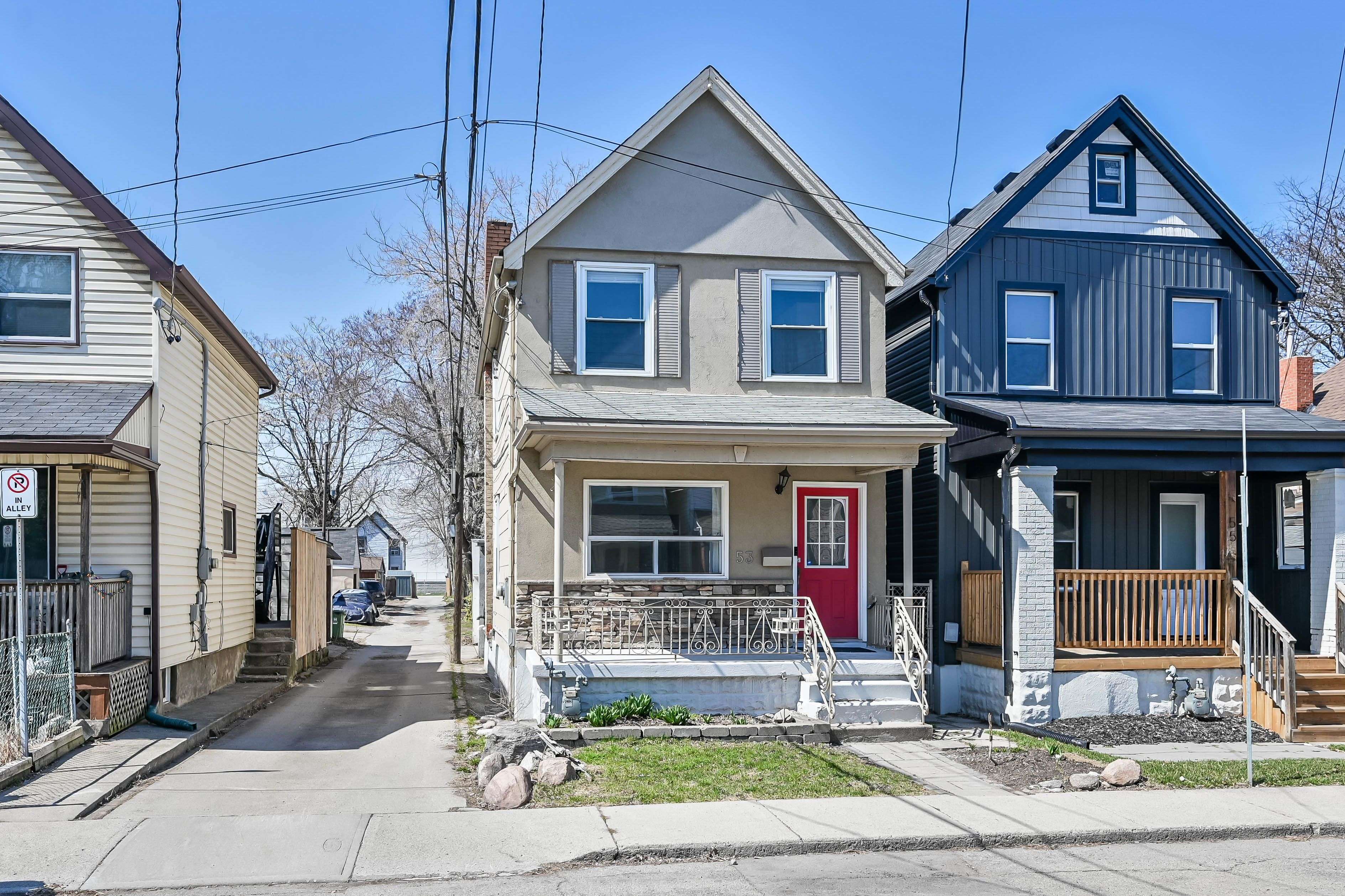 Hamilton, ON L8L 5R2,53 Douglas AVE