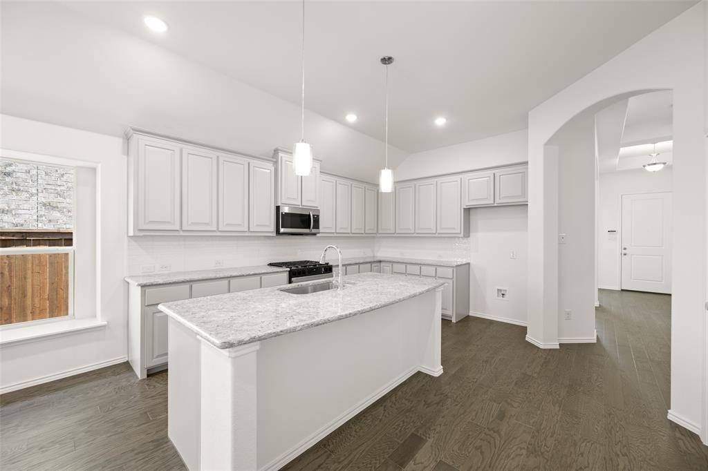 Joshua, TX 76058,7745 Gatevine Avenue