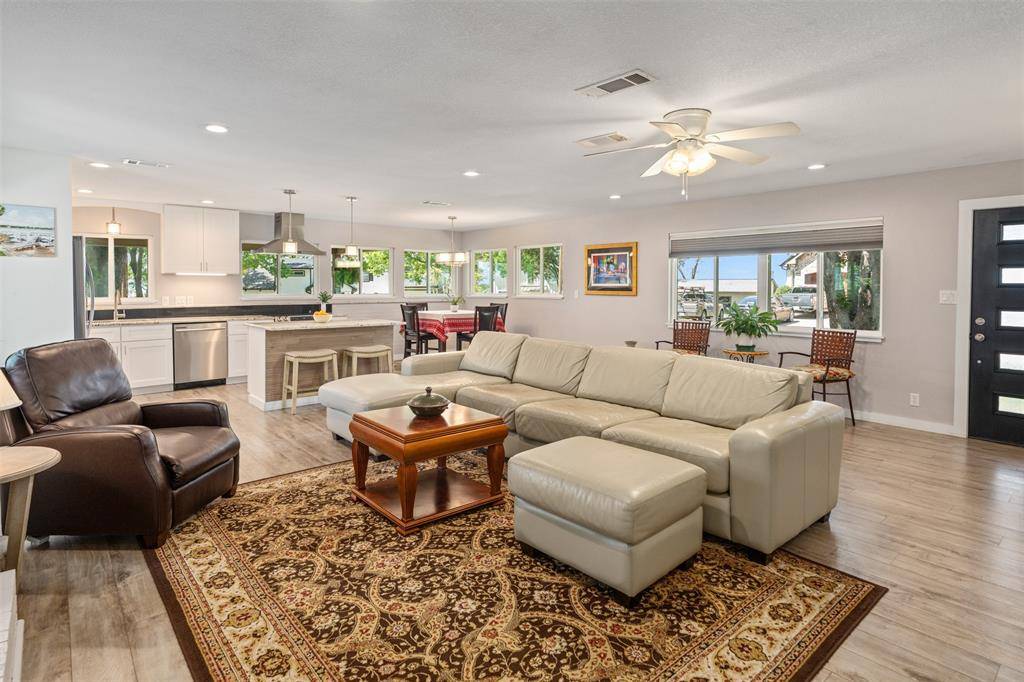Gun Barrel City, TX 75156,275 Harbor Drive