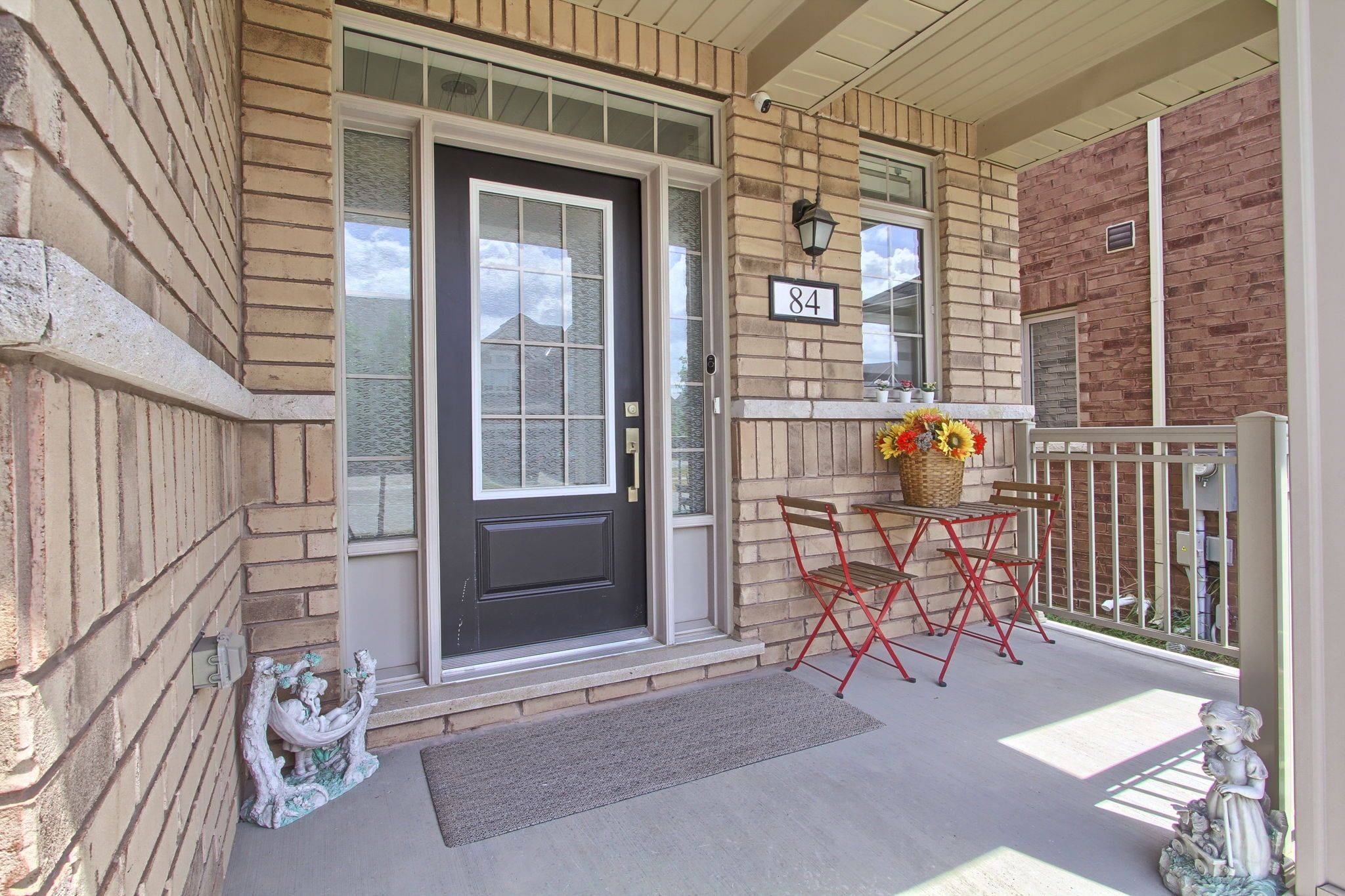 New Tecumseth, ON L0G 1W0,84 Pridham PL